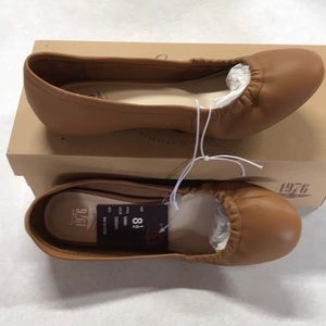 Genuine 1976. Emma. Cognac. Size 8 1/2